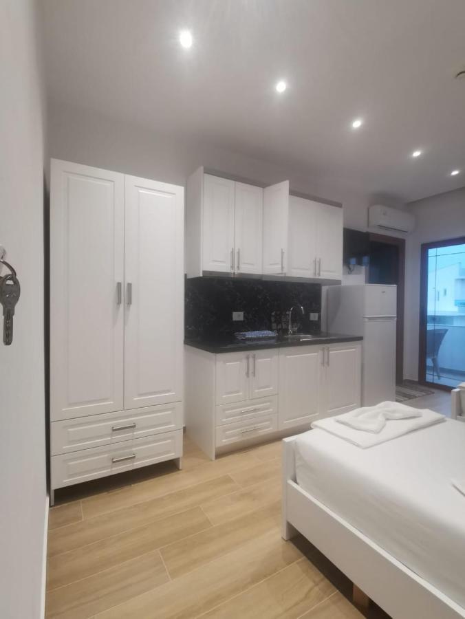 Hola Rooms Ksamil Eksteriør billede