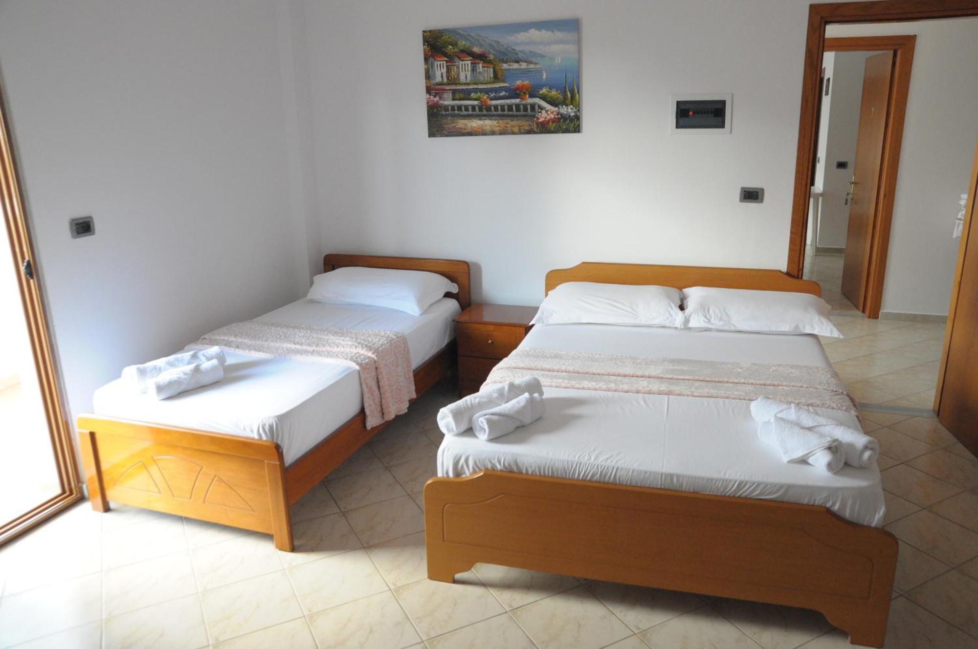 Hola Rooms Ksamil Eksteriør billede
