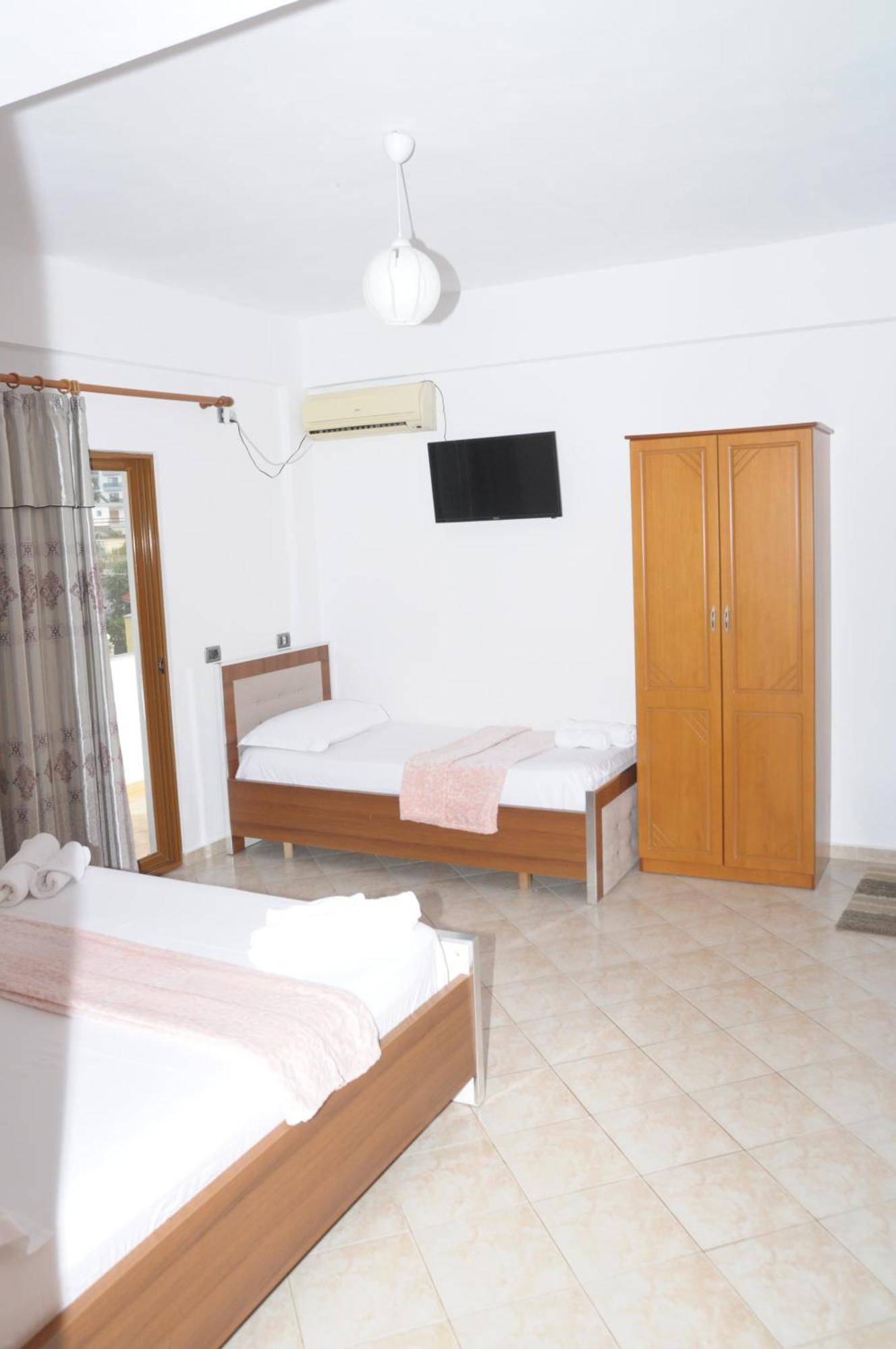 Hola Rooms Ksamil Eksteriør billede
