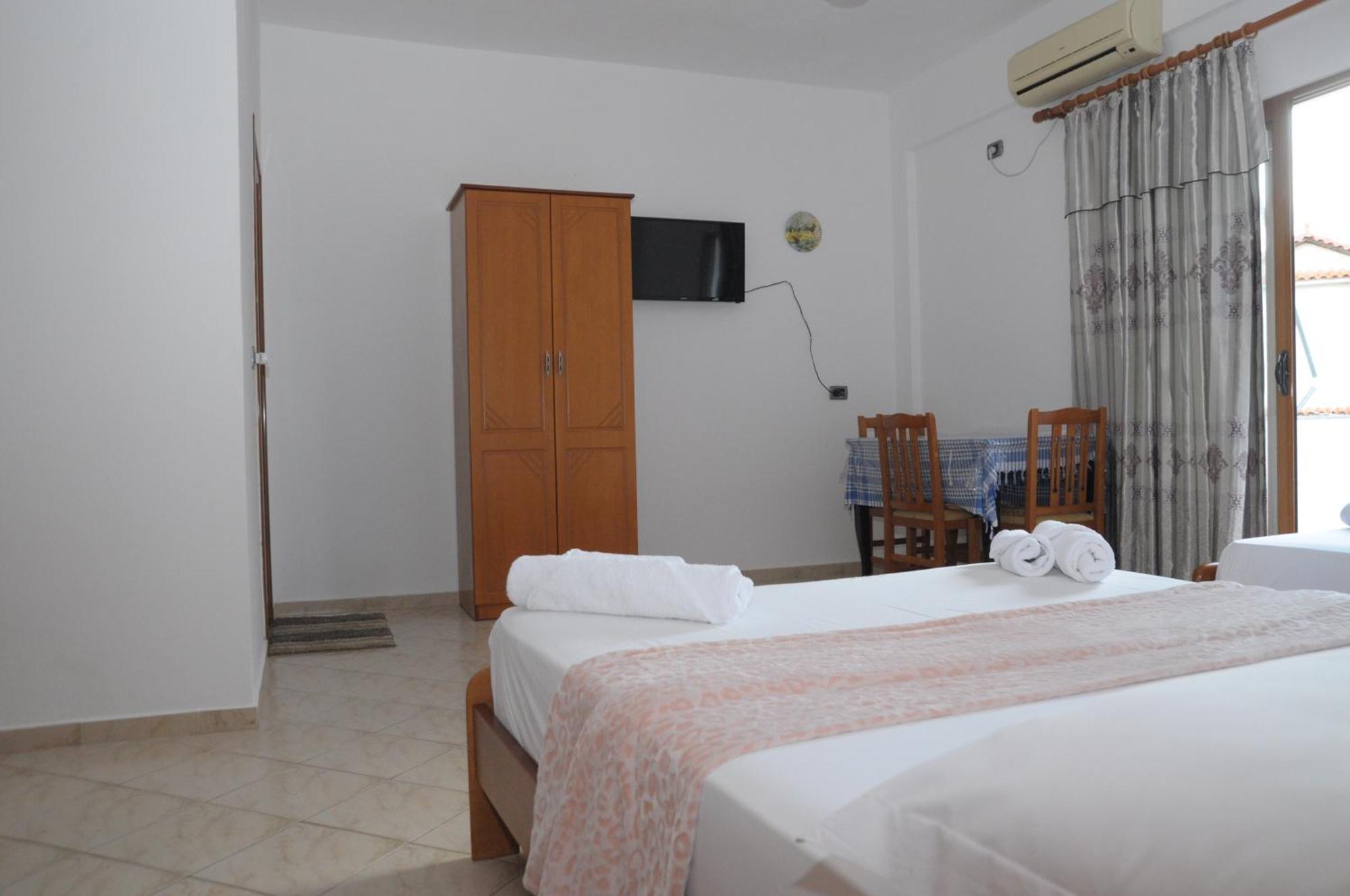 Hola Rooms Ksamil Eksteriør billede
