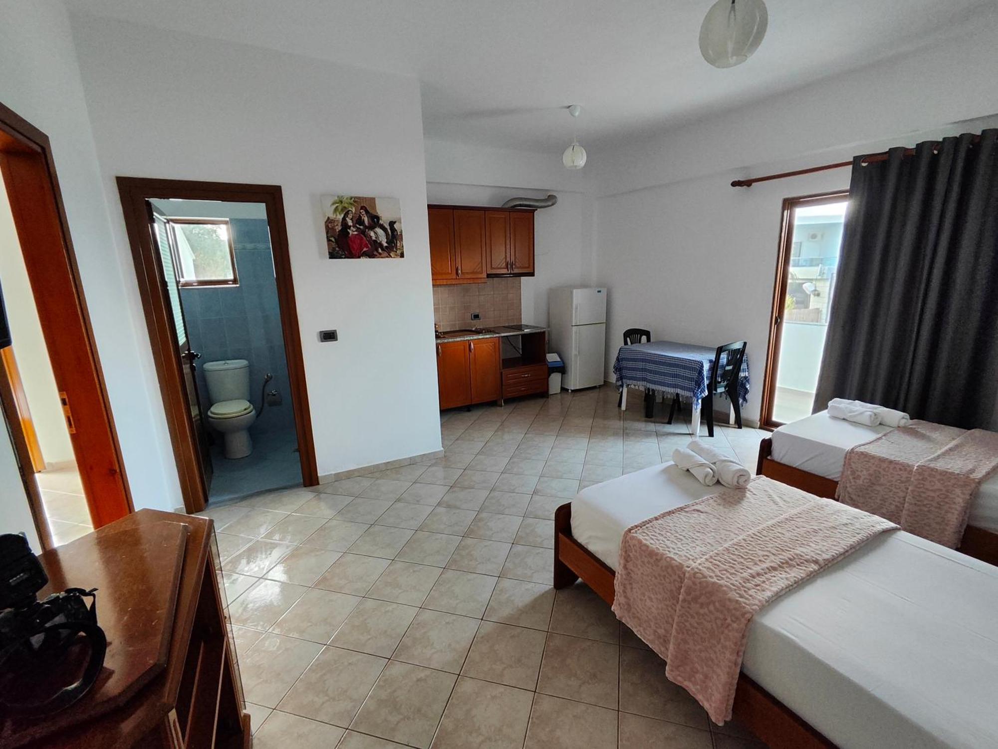 Hola Rooms Ksamil Eksteriør billede