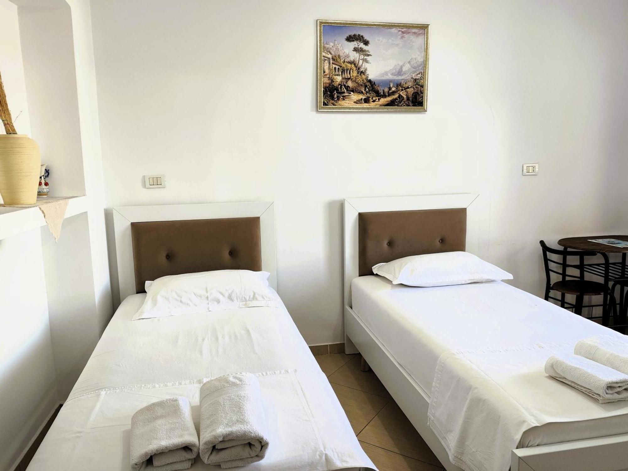 Hola Rooms Ksamil Eksteriør billede