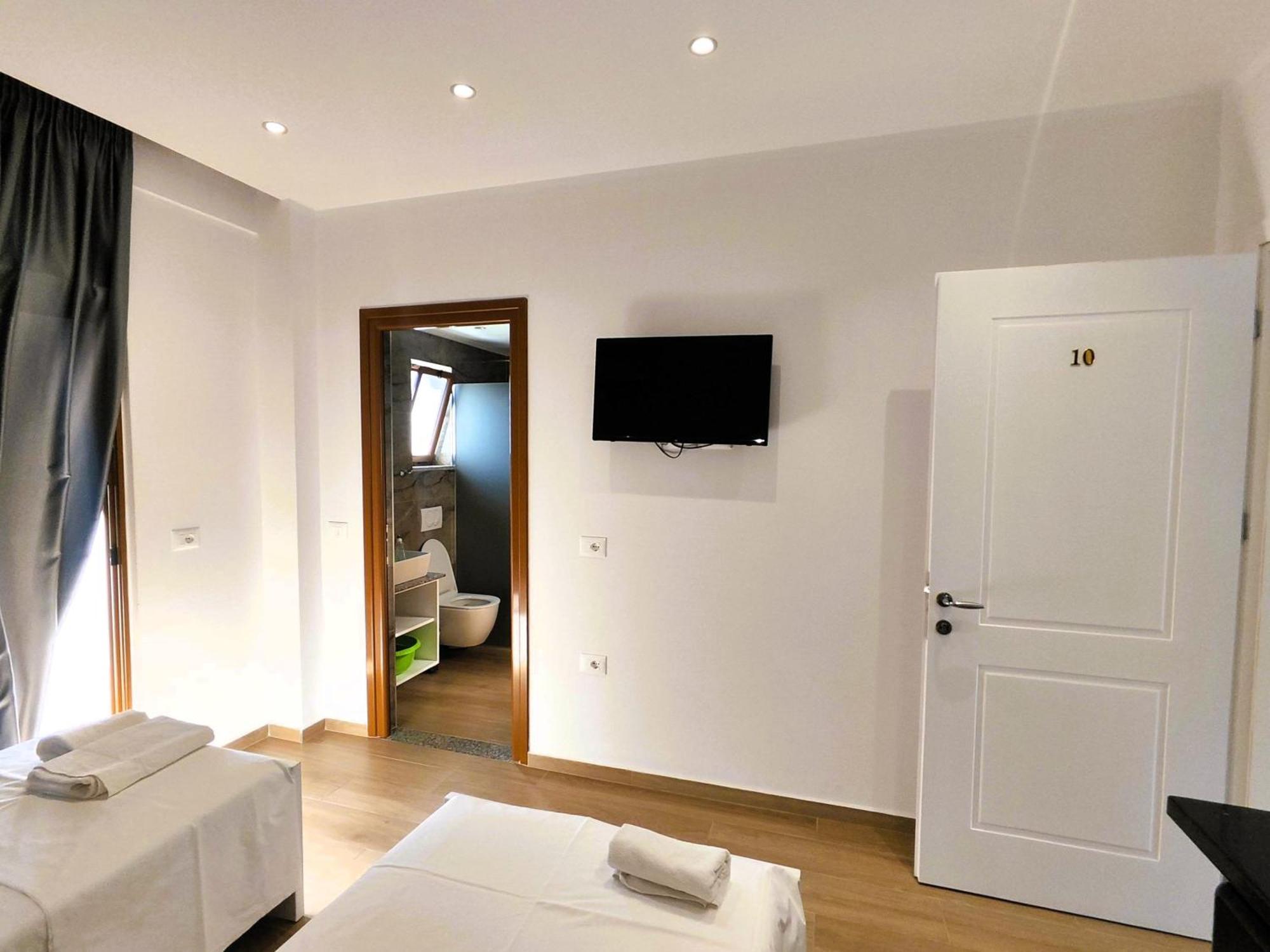 Hola Rooms Ksamil Eksteriør billede